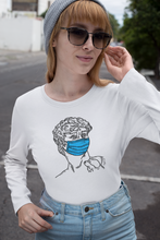 Load image into Gallery viewer, GAGNANTE du concours étudiant. T-shirt à manches longues à l'unité // GABRIELLE CÔTÉ