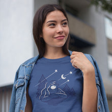 Load image into Gallery viewer, T-shirt à l'unité // MOIS D'AOÛT 2021 // ARIANE CLOUTIER